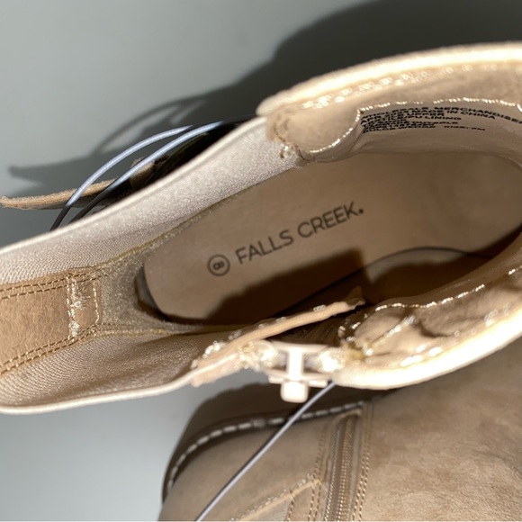 FALLS CREEK New $45 Womens 8 Creame Faux Suede Dulce Wedge Boot Shoe *200 - Picture 4 of 8